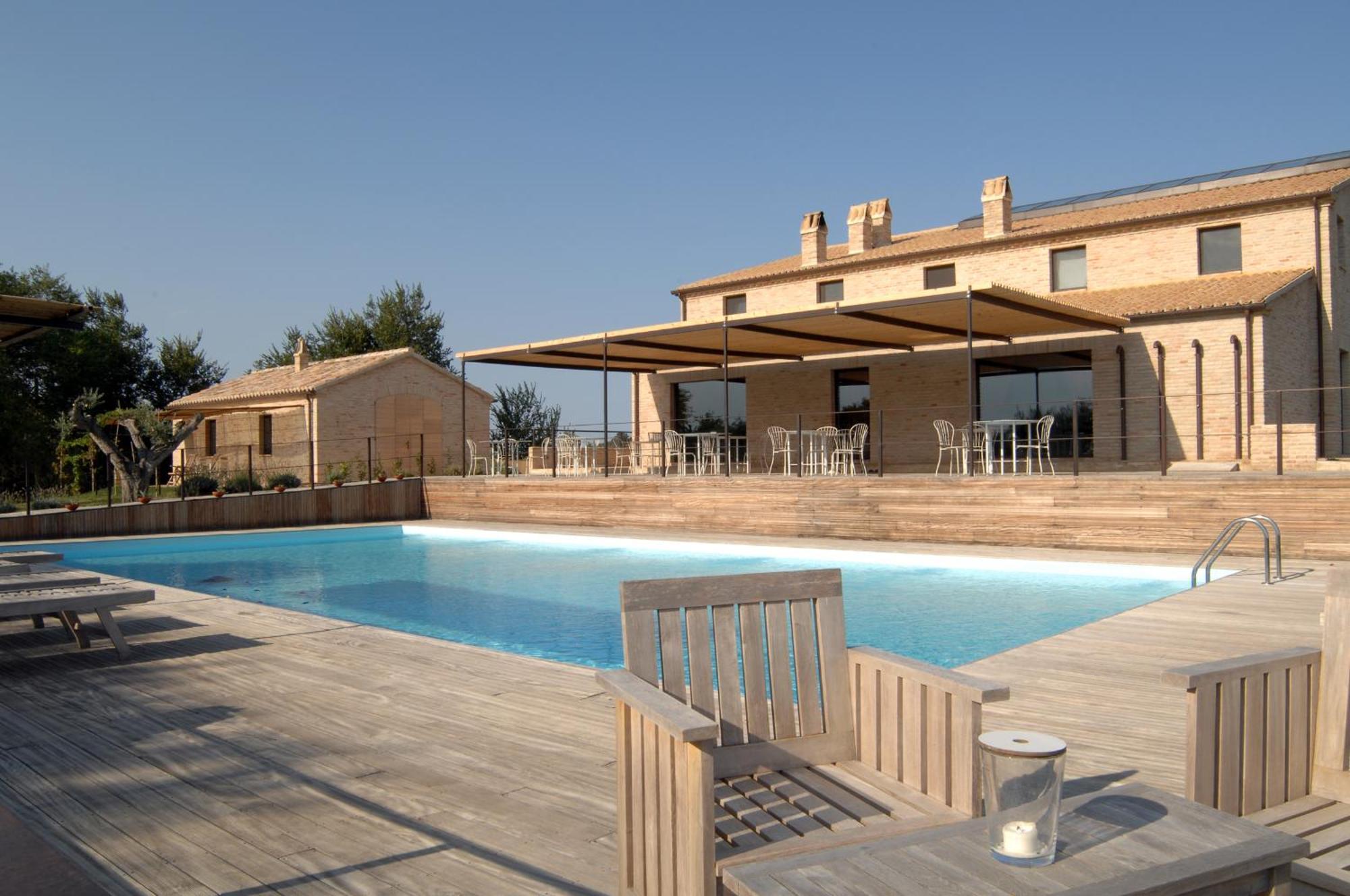 Solea Relais Di Charme- Adults Only Guest House Trecastelli ภายนอก รูปภาพ